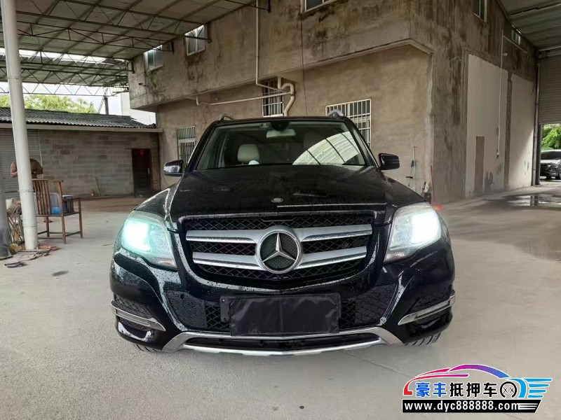 13年奔驰GLK级轿车抵押车出售