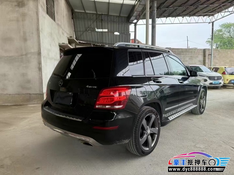 13年奔驰GLK级轿车抵押车出售