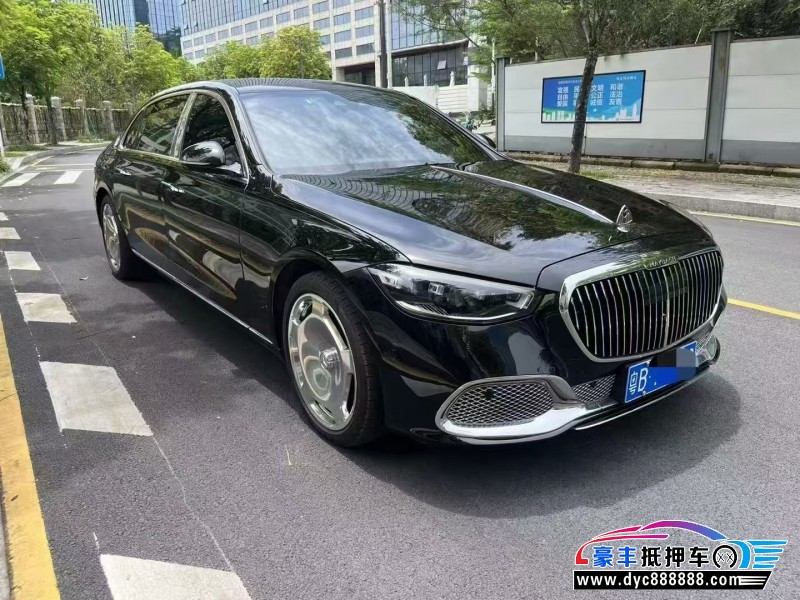 24年奔驰迈巴赫S级轿车抵押车出售
