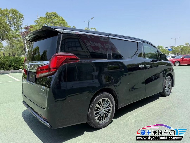 22年丰田埃尔法轿车抵押车出售