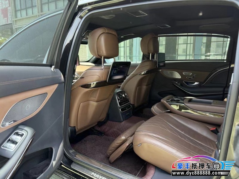 20年奔驰迈巴赫S级轿车抵押车出售