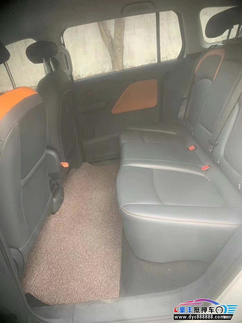 23年奔腾奔腾NAT轿车抵押车出售