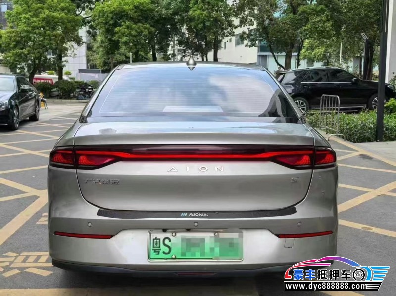 22年埃安魅S580轿车抵押车出售