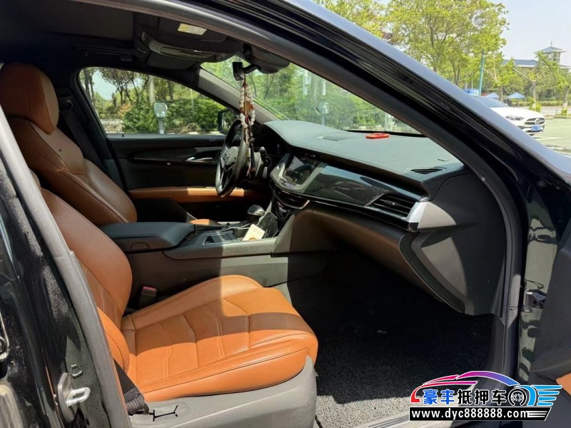 17年凯迪拉克CT6轿车抵押车出售