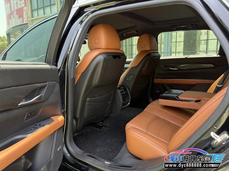 17年凯迪拉克CT6轿车抵押车出售