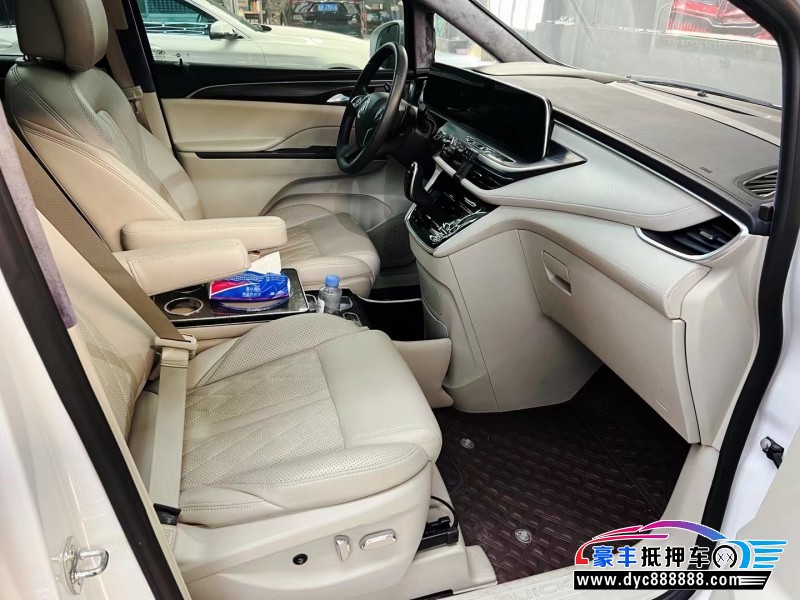 21年别克GL8轿车抵押车出售