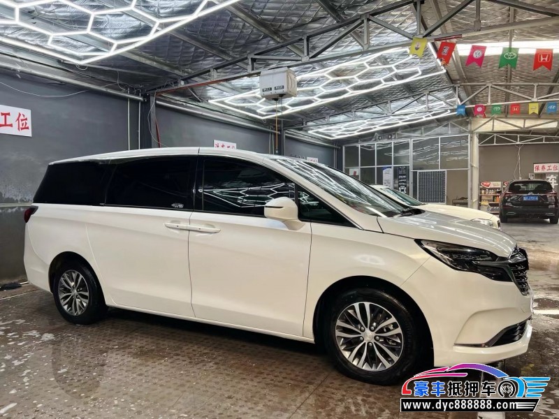 21年别克GL8轿车抵押车出售