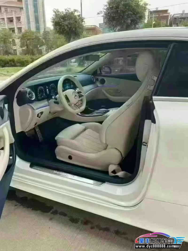 23年奔驰E轿车抵押车出售