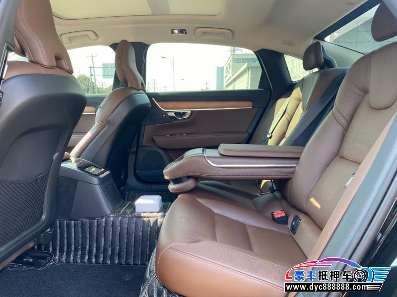 20年沃尔沃S90轿车抵押车出售