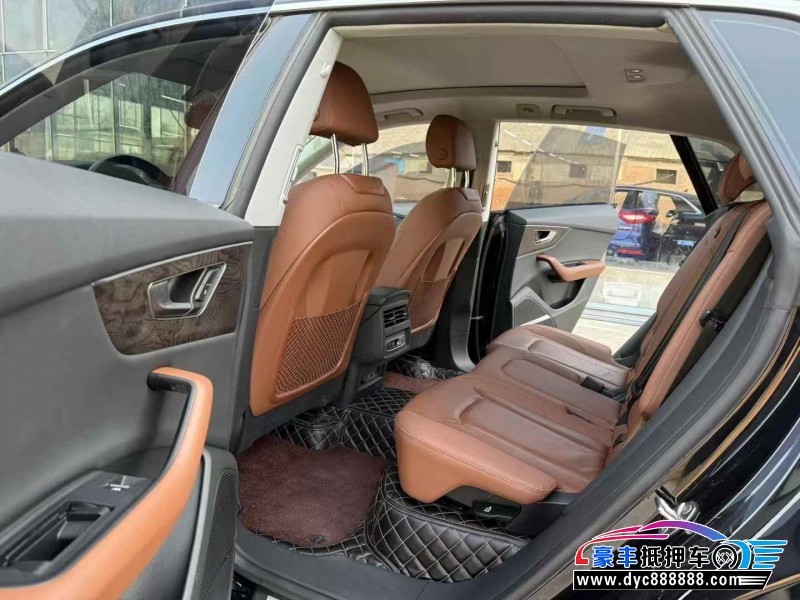 20年奥迪Q8轿车抵押车出售