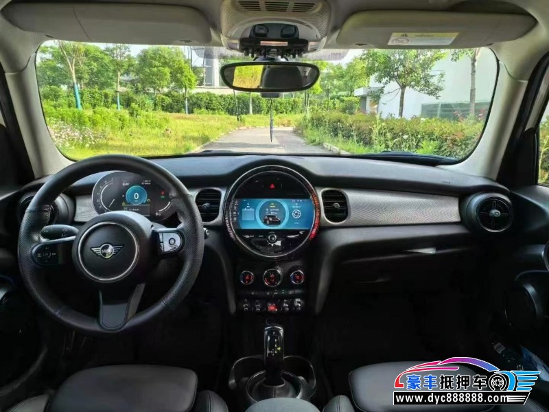 22年宝马MINI轿车抵押车出售