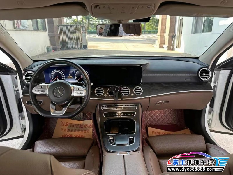 19年奔驰E轿车抵押车出售