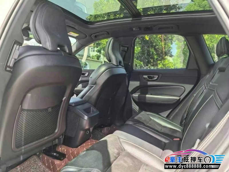 18年沃尔沃XC60轿车抵押车出售
