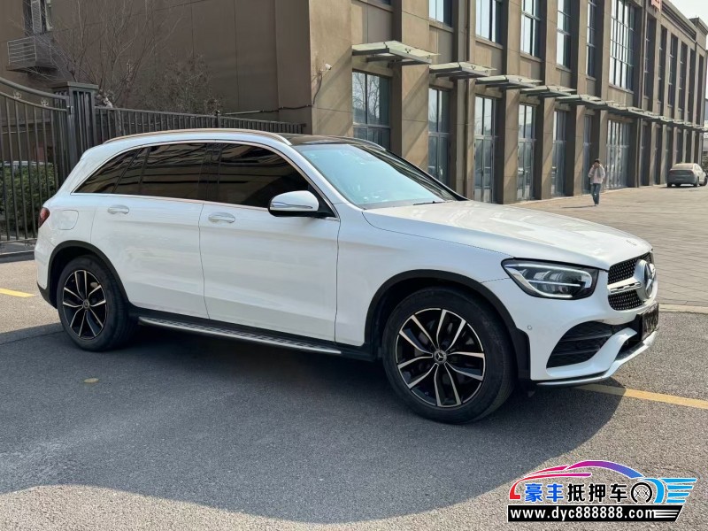 19年奔驰GLC轿车抵押车出售