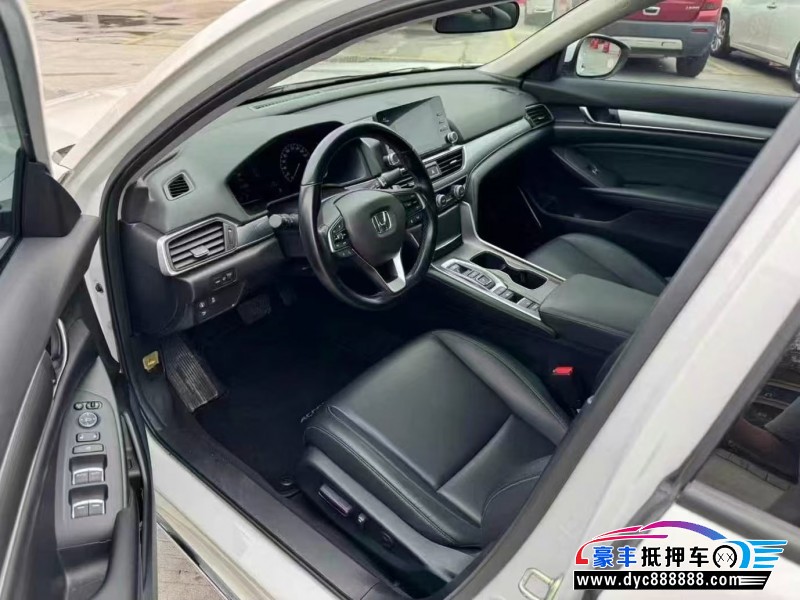 21年本田雅阁轿车抵押车出售