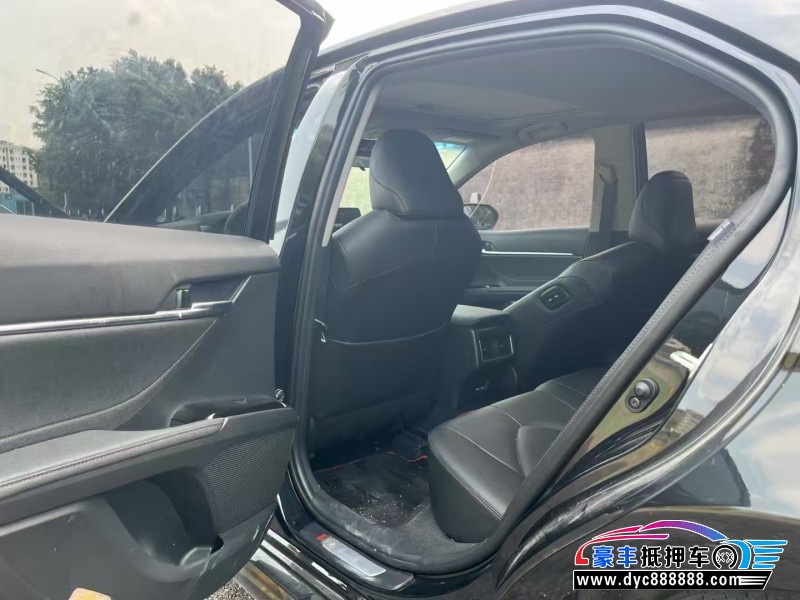 23年丰田凯美瑞轿车抵押车出售