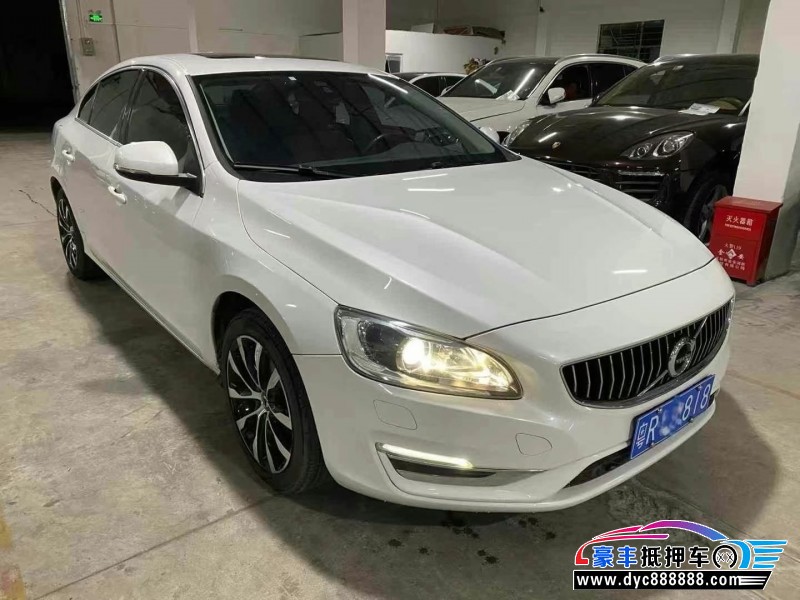 19年沃尔沃S60轿车抵押车出售