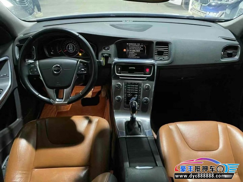 19年沃尔沃S60轿车抵押车出售