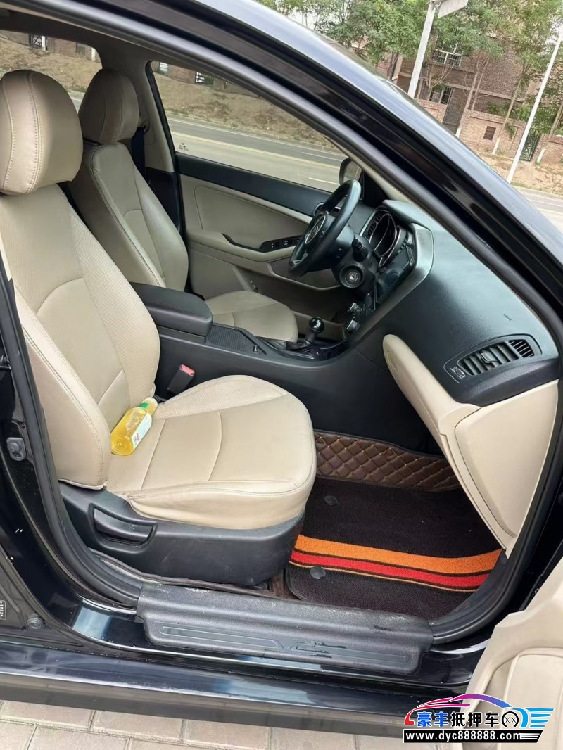 15年起亚K5轿车抵押车出售