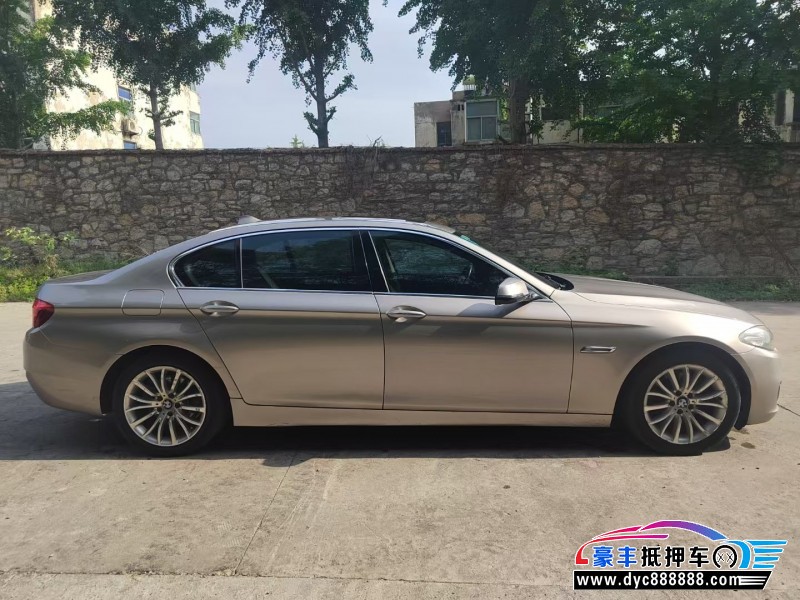 17年宝马5系轿车抵押车出售