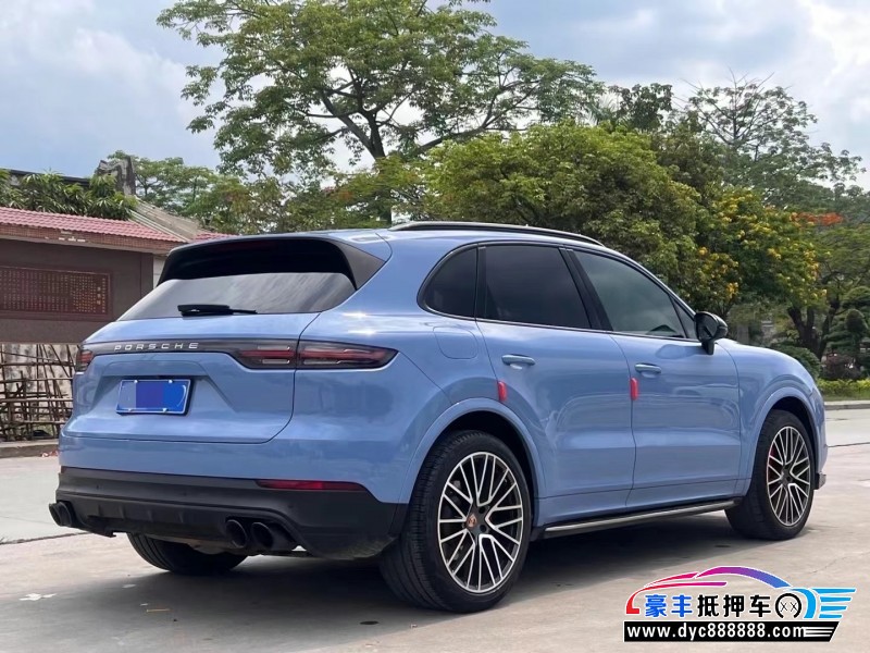 18年保时捷卡宴轿车抵押车出售