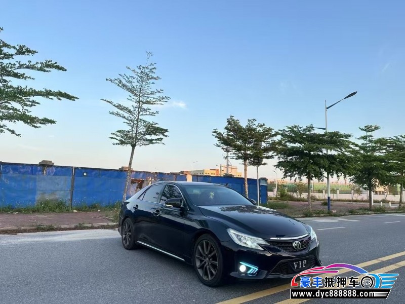 14年丰田锐志轿车抵押车出售