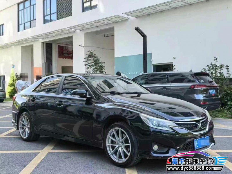 15年丰田锐志轿车抵押车出售