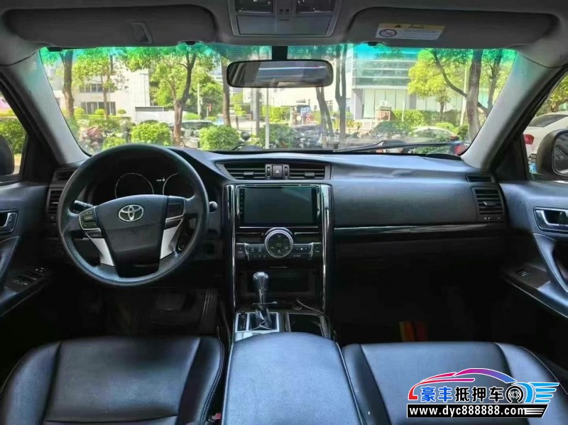 15年丰田锐志轿车抵押车出售