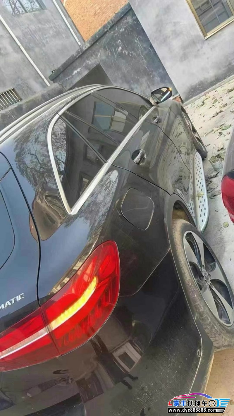 18年奔驰GLCSUV抵押车出售