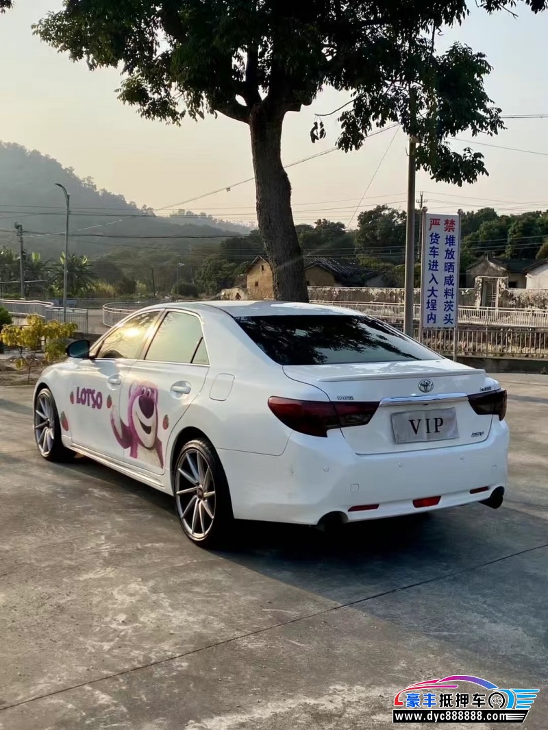 14年丰田锐志轿车抵押车出售