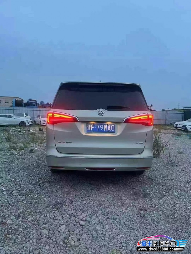 18年别克GL8MPV抵押车出售