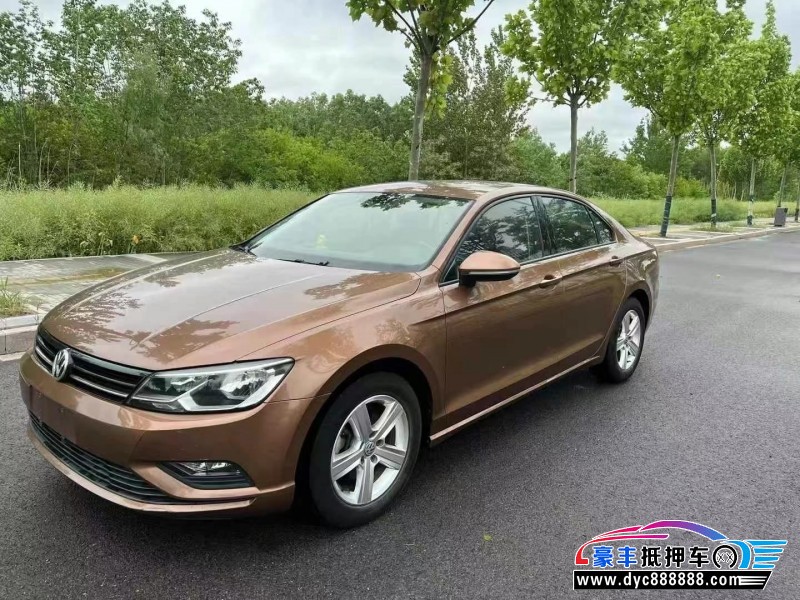 17年大众凌渡轿车抵押车出售