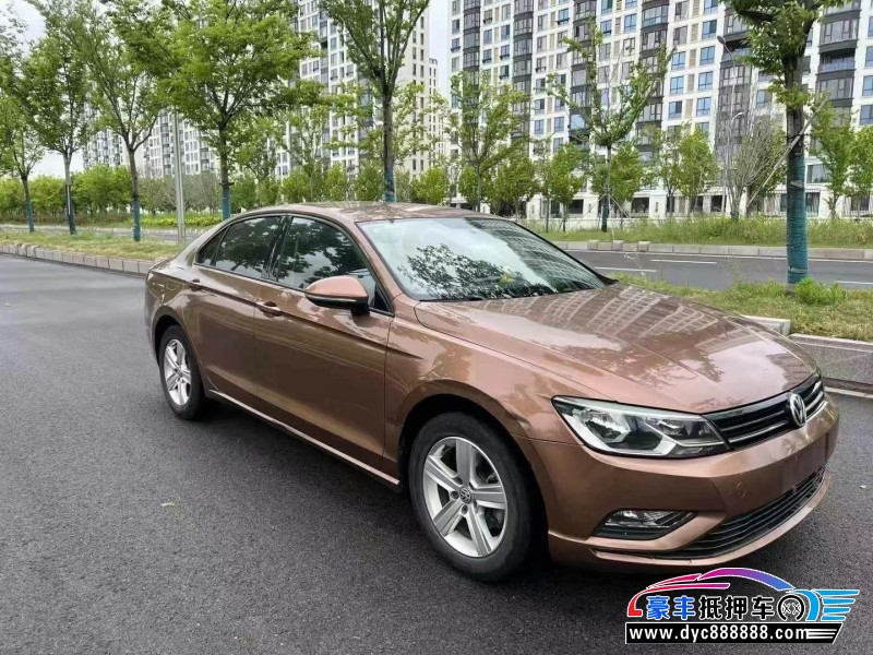 17年大众凌渡轿车抵押车出售