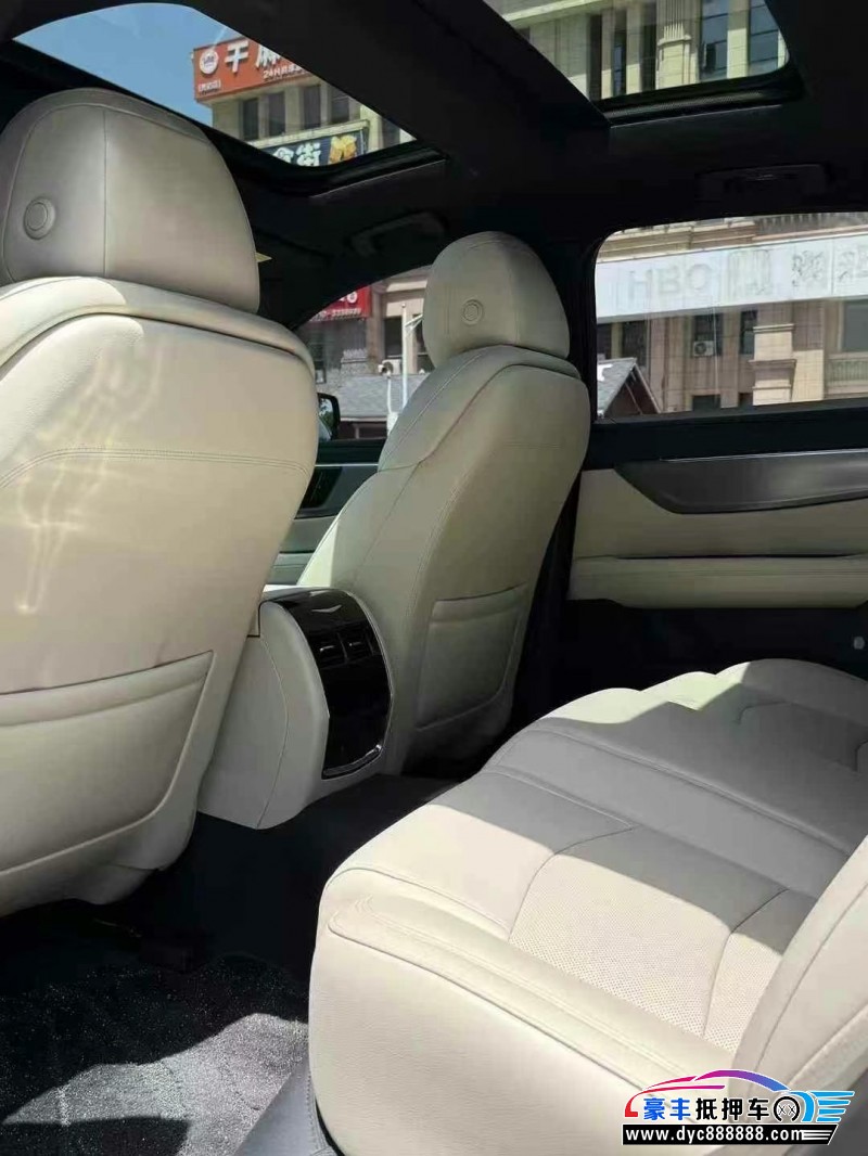 23年凯迪拉克CT6轿车抵押车出售