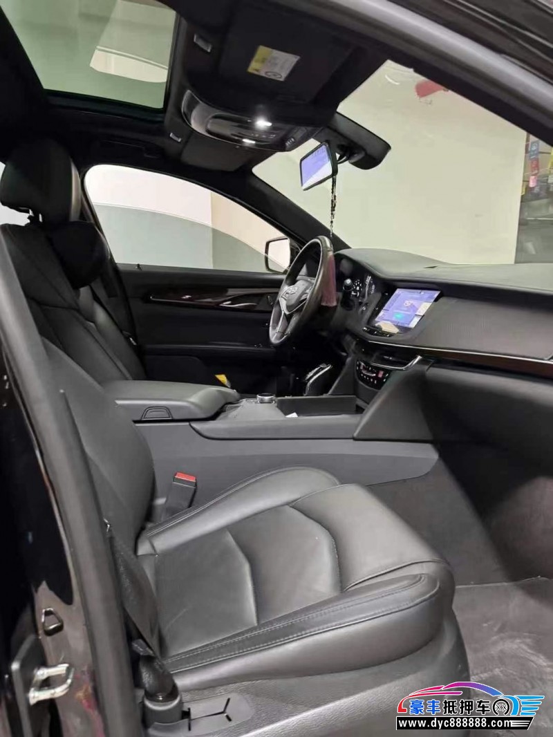 22年凯迪拉克CT6轿车抵押车出售