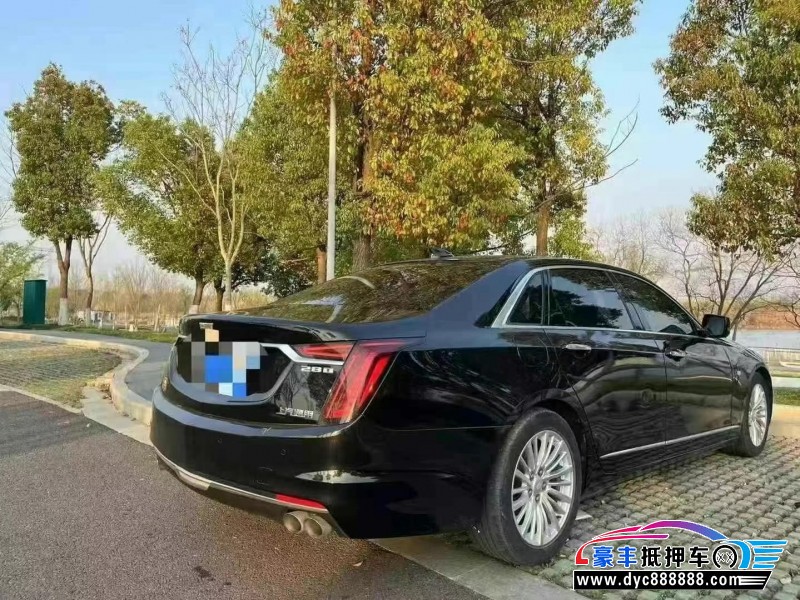 18年凯迪拉克CT6轿车抵押车出售