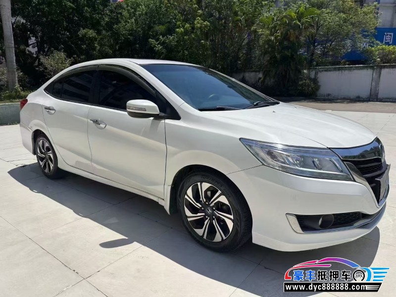 17年本田凌派轿车抵押车出售