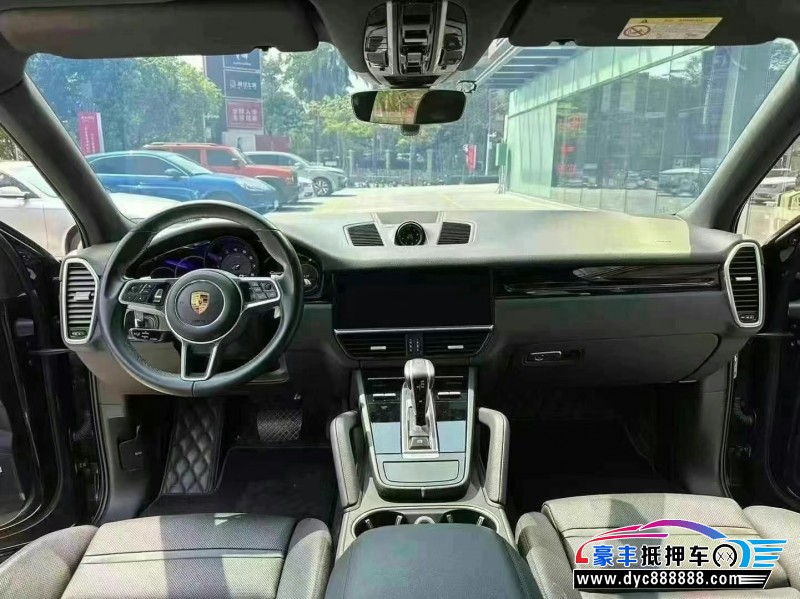 21年保时捷卡宴轿车抵押车出售