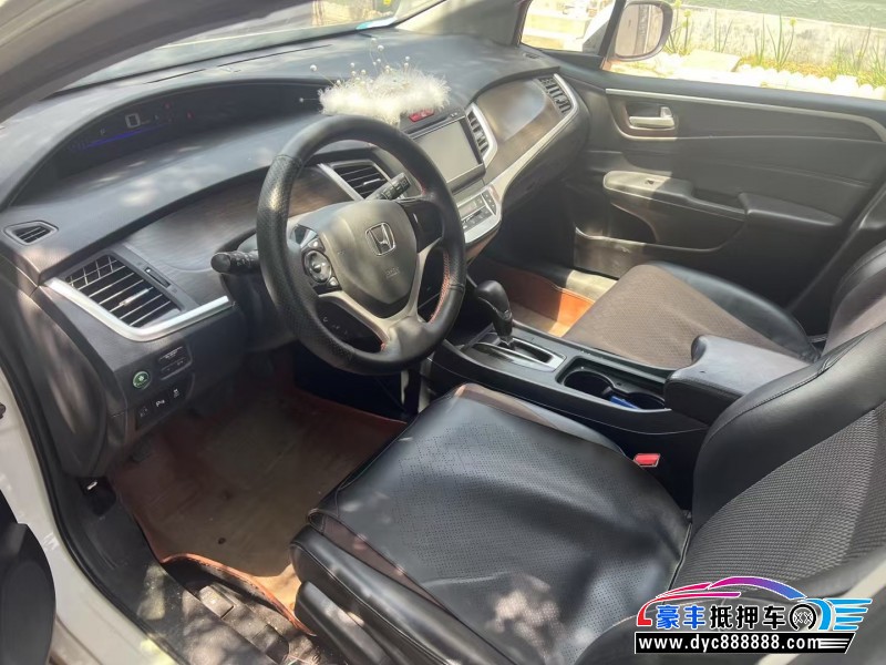 15年本田杰德轿车抵押车出售