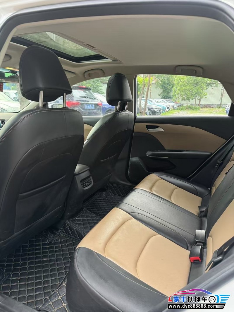 22年雪佛兰科鲁泽轿车抵押车出售