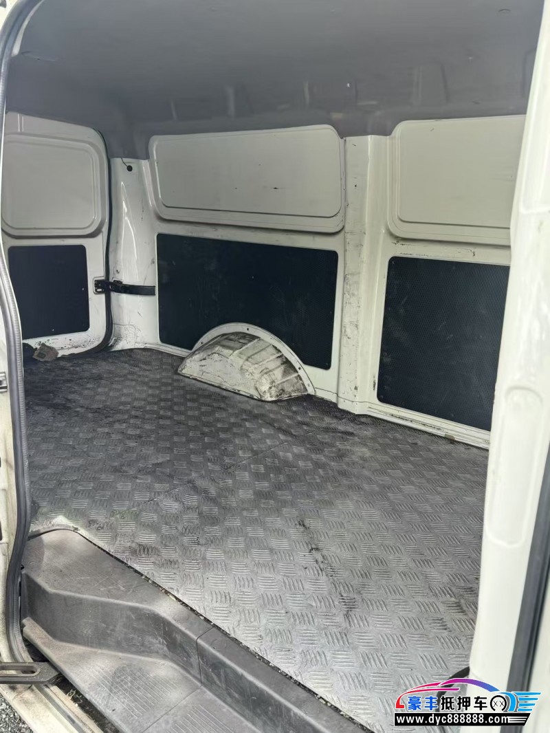 22年东风御风轿车抵押车出售