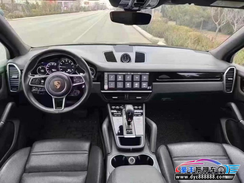21年保时捷卡宴轿车抵押车出售