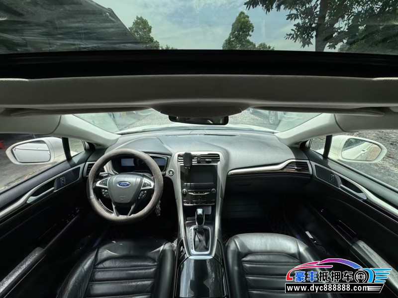 15年福特蒙迪欧轿车抵押车出售