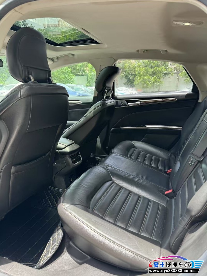 15年福特蒙迪欧轿车抵押车出售