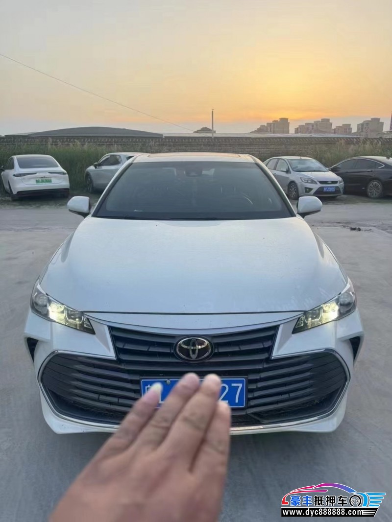 22年丰田亚洲龙轿车抵押车出售