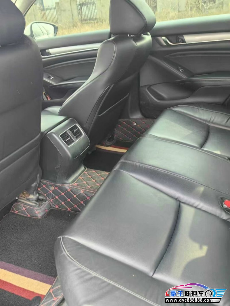 20年本田雅阁轿车抵押车出售