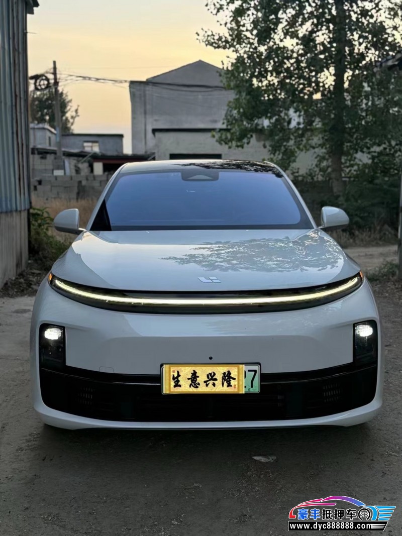 23年理想L7轿车抵押车出售