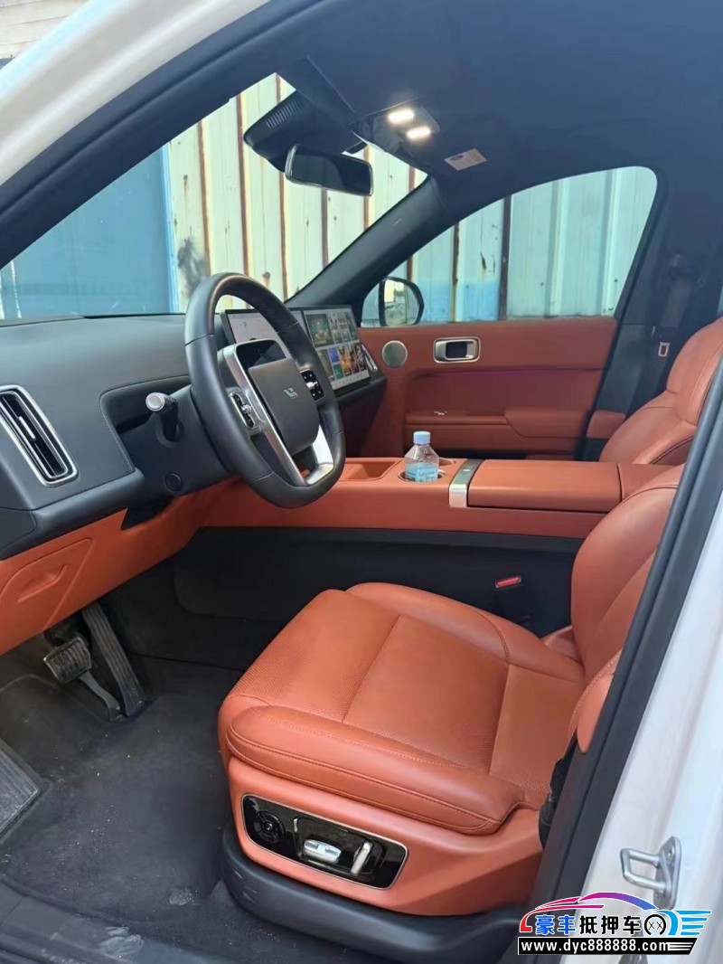 23年理想L7轿车抵押车出售