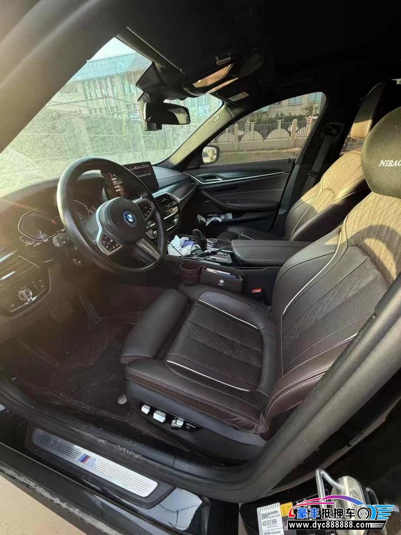 22年宝马5系轿车抵押车出售