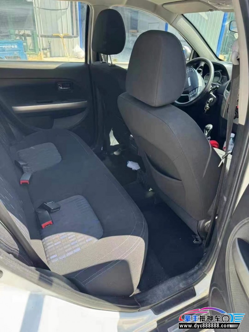 17年长城哈弗H1轿车抵押车出售